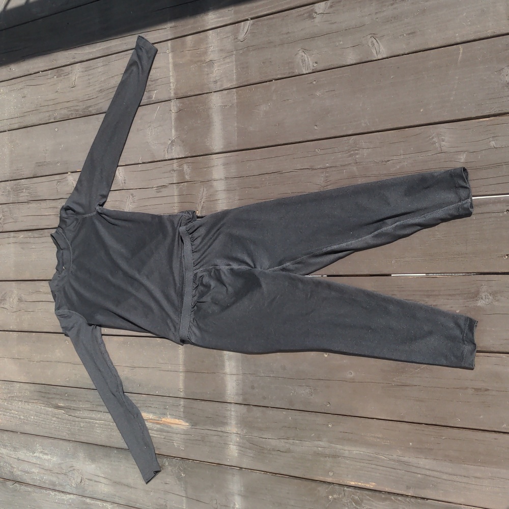 (Set) Black Magellan Outdoors Thin Base-Wear/Long-Underwear Shirt and Pants